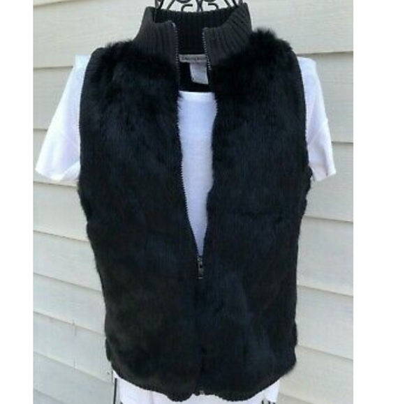 Black rabbit fur vest - Picture 1 of 7